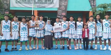 SMPN 50 Bandung Juara Primal Spirit Basketball Competition 2024