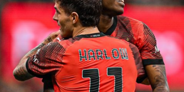 Nama Keluarga Ibu di Jersey Spesial AC Milan