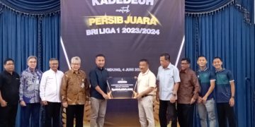 uang kadeudeuh persib