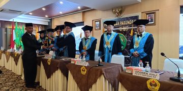 Sidang Doktor Ilmu Sosial, Asep Ubaidilah tentang Implementasi Kebijakan Wajar Dikdas di Pandeglang