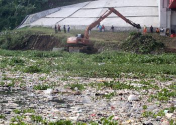 Foto: Pembersihan Sampah di Sungai Citarum