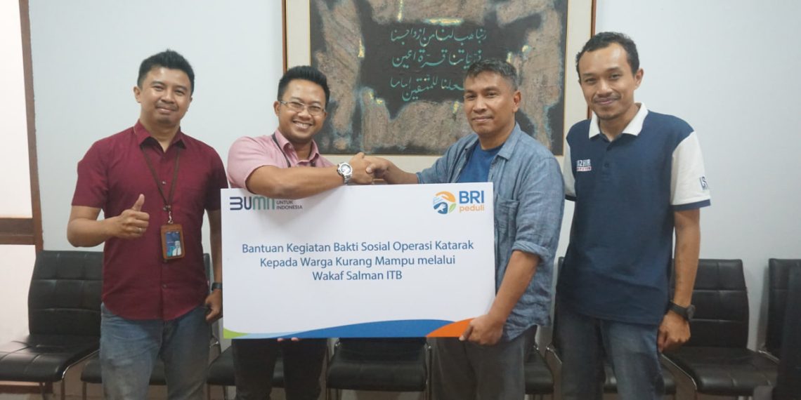 Wakaf Salman dan BRI Peduli: Bersama Wujudkan Operasi Katarak Gratis