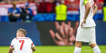 Piala Eropa 2024: Polandia jadi Negara Pertama yang Angkat Koper