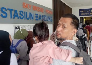 Liburan Panjang, Stasiun Bandung Dipadati Penumpang