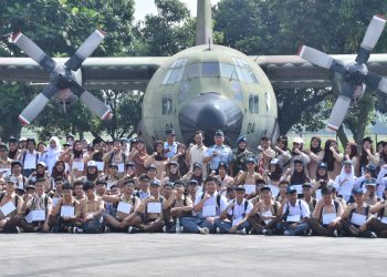 Wujudkan Program Angkasa Cinta Dirgantara, 304 Siswa SMA Angkasa Laksanakan Wisata Dirgantara