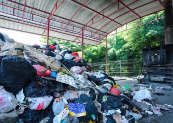 angkut sampah plastik bandung