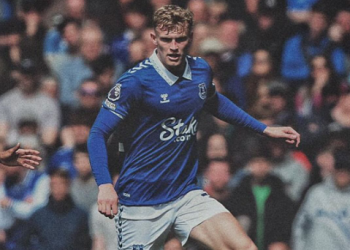 Everton Hanya akan Melepas Jarrad Branthwaite jika Manchester United Menaikan Harga Transfer