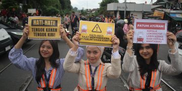 Foto: Kampanye Keselamatan di Perlintasan KA