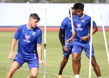 Latihan Intens Persib Bandung di SOR Arcamanik, Fokus Kesiapan Tim