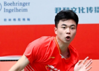 Zhang Zhi Jie Meninggal Dunia Saat Bertanding di Lapangan