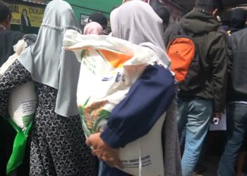 bantuan beras gratis di Leuwigajah