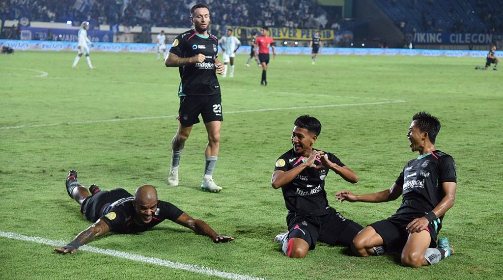 Langkah Pertama Beckham Bawa Persib Back to Back