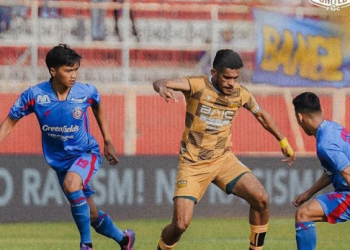 Pemain Asing Pingsan, Laga Arema FC Vs Dewa United Berakhir Tanpa Gol