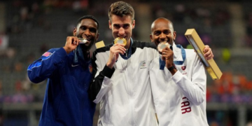 Tidak Mau Berbagai Medali Emas, Atlet Amerika Akhirnya Raih Perak