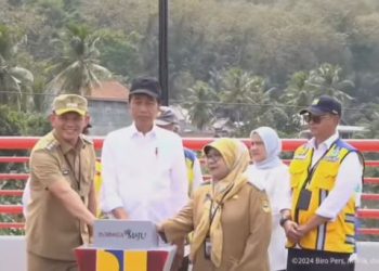 16 Jembatan di Jabar Diresmikan Presiden Jokowi