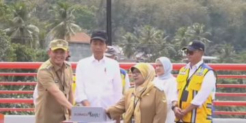 16 Jembatan di Jabar Diresmikan Presiden Jokowi