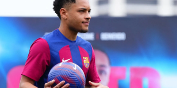 Dulu Diacuhkan Xavi Kini Terancam Dibuang Hansi Flick, Inilah Nasib Sang Harimau Kecil