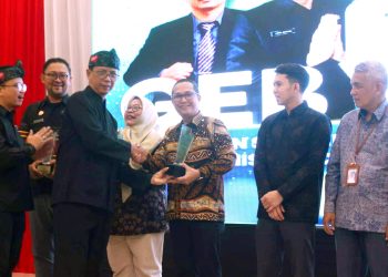 Fakultas Teknik Unpas Terima Penghargaan Pembinaan IKM dari Kab Bandung