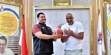 Phil Handy Bakal Latih Tim Nasional Basket Indonesia