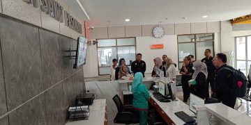 Fakultas Teknik dan FISS Unpas Kunjungi RS Pasundan