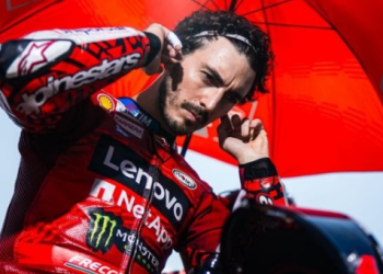 Pecco Kesal Motornya Bermasalah