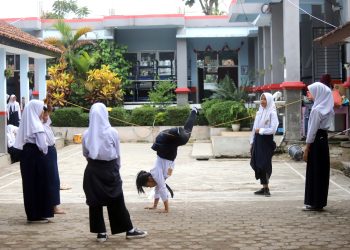 perundungan di sekolah