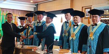 Sidang Disertasi Zaini Abdilah