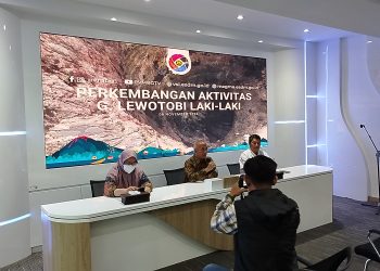 gunung lewotobi laki-laki