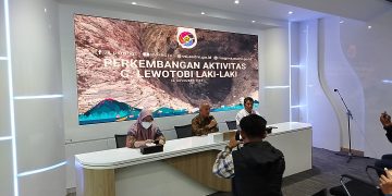 gunung lewotobi laki-laki