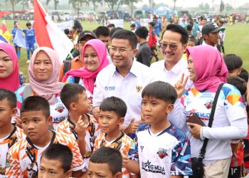 kompetisi sepak bola