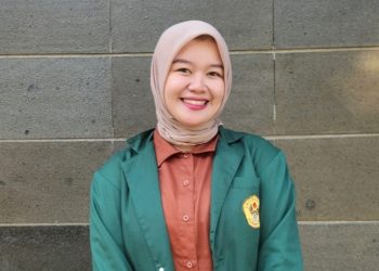 Diana Mustika Dewi Bertekad Jadi Guru yang Menginspirasi