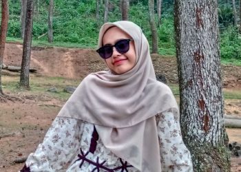 Fadhya Nurun Najmi, Membaca, Menulis dan Mengajar