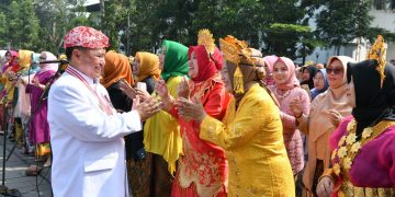 Herman Suryatman Sampaikan Apresiasi Mendalam kepada Para Guru