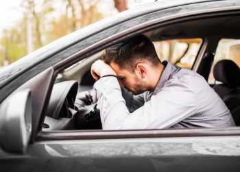 Bahaya Microsleep bagi Pengemudi: Begini Cara Mengatasinya