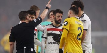 Harry Maguire Sesalkan Kartu Merah Bruno Fernandes