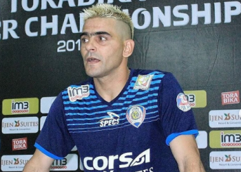 Cristian Gonzalez Tawarkan Diri Sebagai Pelatih Striker Timnas