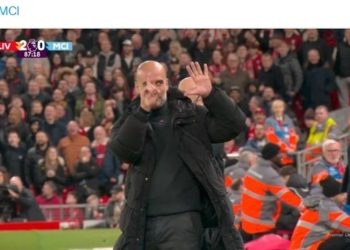 Pep Guardiola Balas Hinaan dengan Gesture Menohok