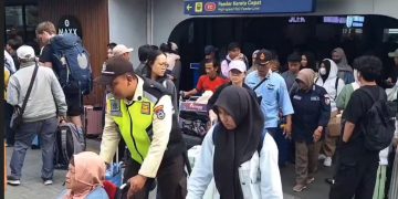 arus balik libur sekolah