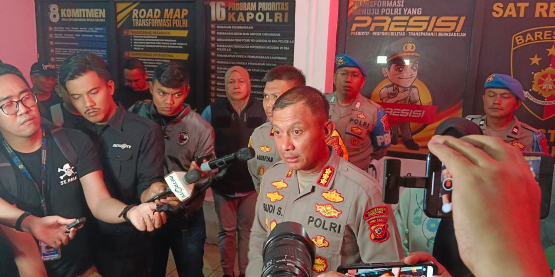 pelecehan turis singapura