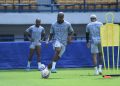 pemain baru persib Gervane Kastaneer