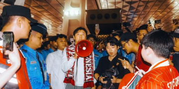 Shin Tae-yong Terharu Dilepas Ribuan Suporter