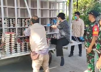 paket makanan bergizi