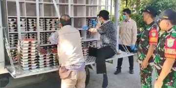 paket makanan bergizi