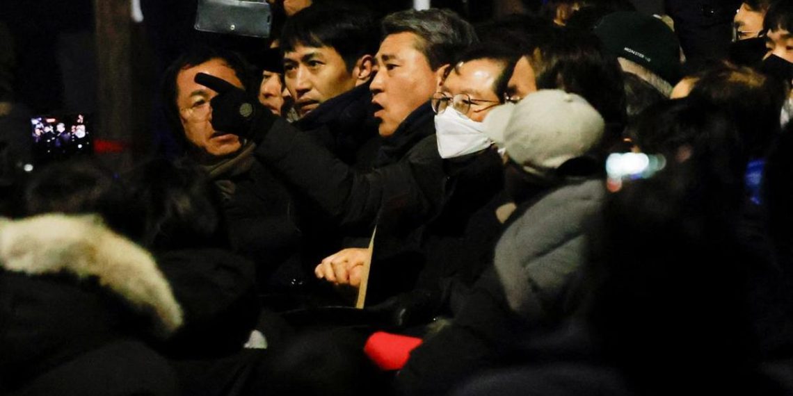 Yoon Suk Yeol akan Ditempatkan di Strap Sel