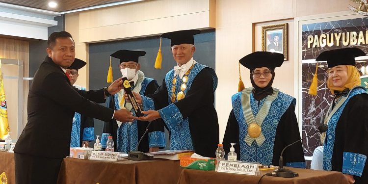 doktor hukum unpas