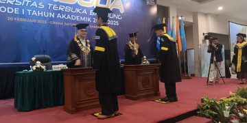 wisuda UT Bandung