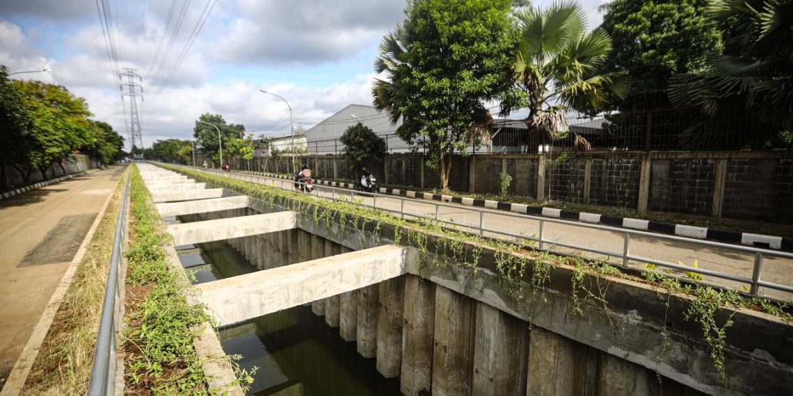 Atasi Banjir, Pj Wali Kota Bandung Resmikan Kolam Retensi Gedebage