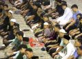 Warga Bandung Laksanakan Salat Tarawih Perdana