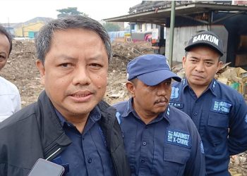 Segel Pasar Caringin