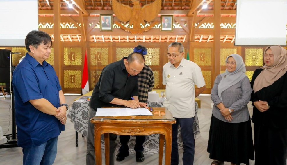 Pemkot Bandung Dapatkan Tambahan Kuota Pembuangan Sampah 5 Ritasi ke TPA Sarimukti